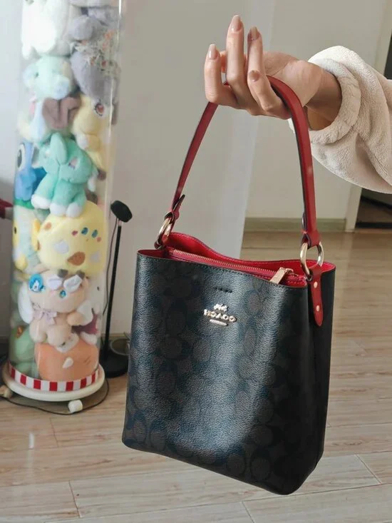 Coach Town 26 Medium Classic Vintage Flower Handbag - Picture 6 of 6